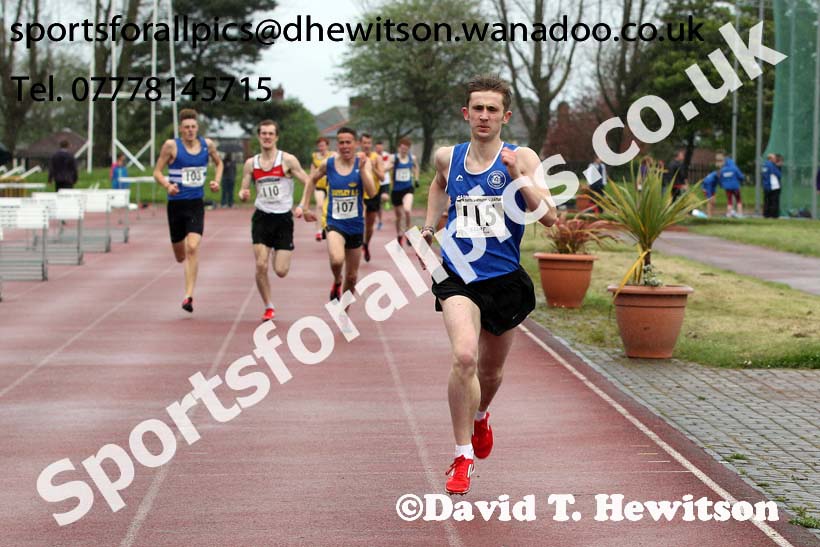 Michael Wilson (Sunderland) wins the Jimmy Hedley 800 metres, North Eastern Grand Prix, Monkton Stadium, Jarrow. Photo: David T. Hewitson/Sports for All Pics